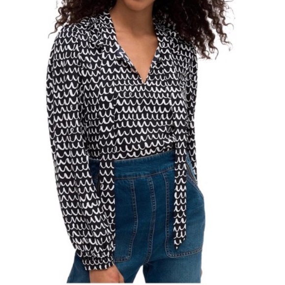 kate spade Tops - Kate Spade ♠️ POP Scalloped Blouse size S